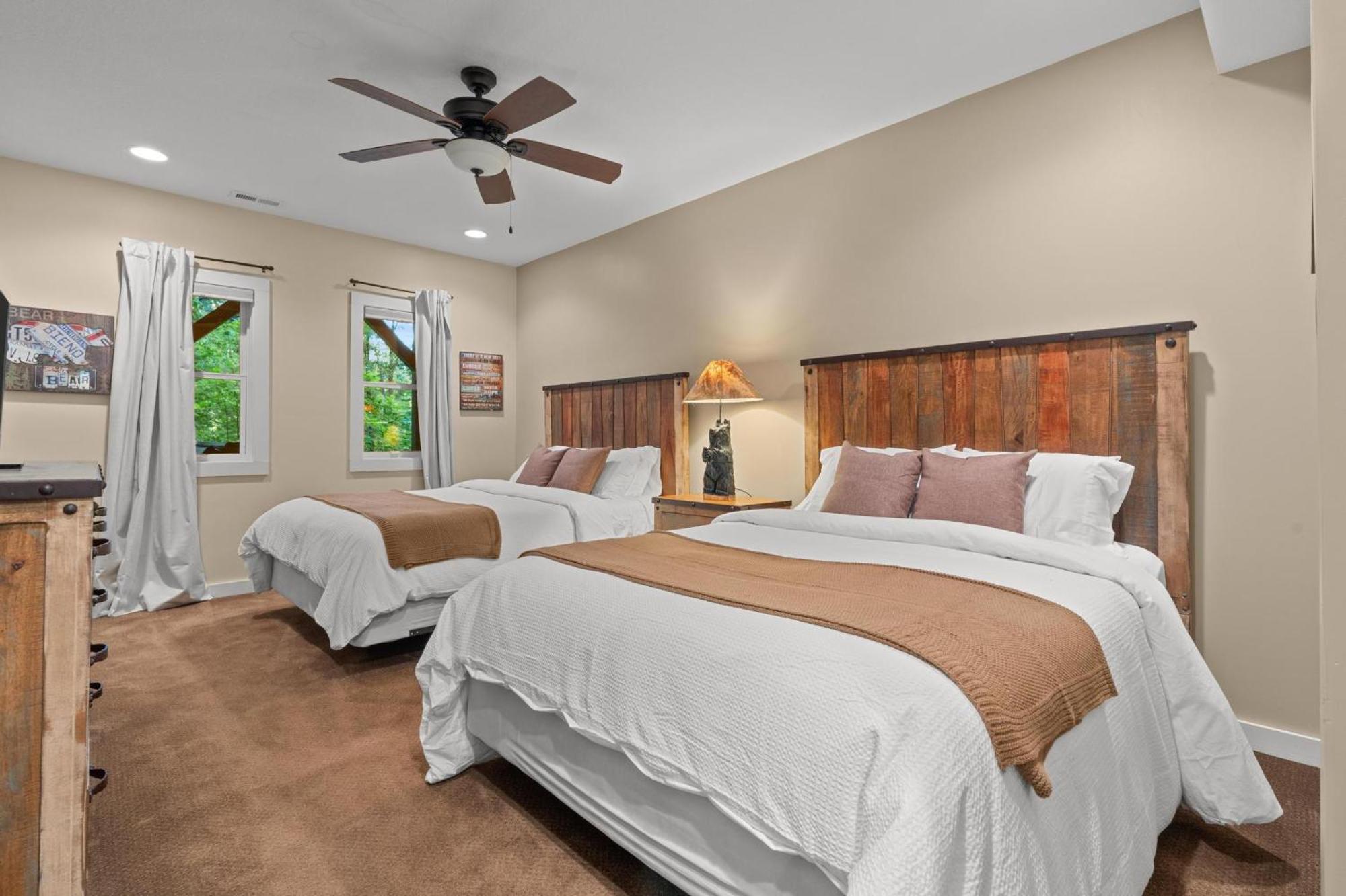 Lux Mtn Cabin Hot Tub, Fire Pit, Game Room 3Bd Franklin Luaran gambar