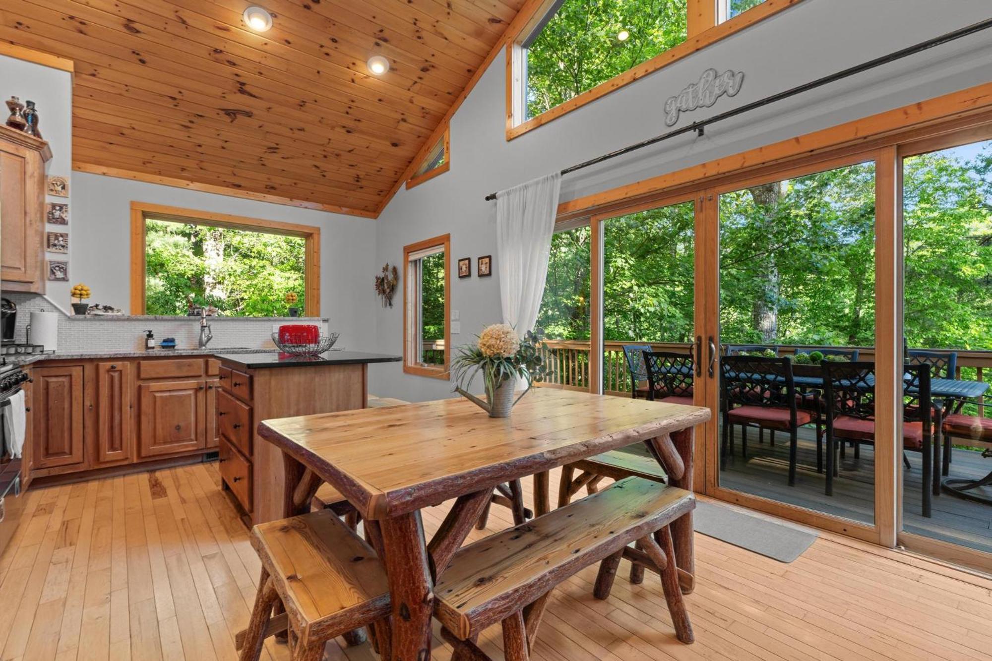 Lux Mtn Cabin Hot Tub, Fire Pit, Game Room 3Bd Franklin Luaran gambar