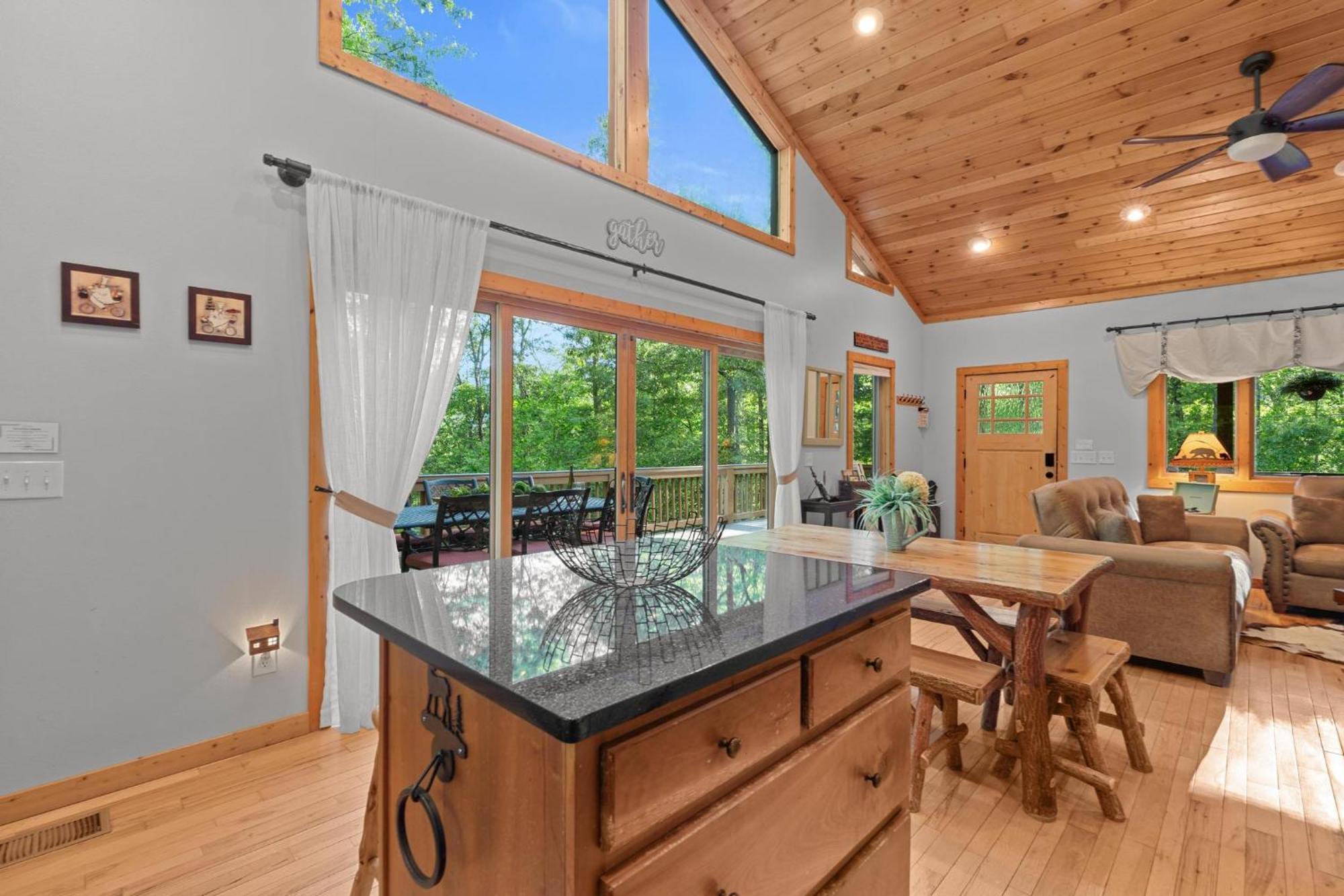 Lux Mtn Cabin Hot Tub, Fire Pit, Game Room 3Bd Franklin Luaran gambar