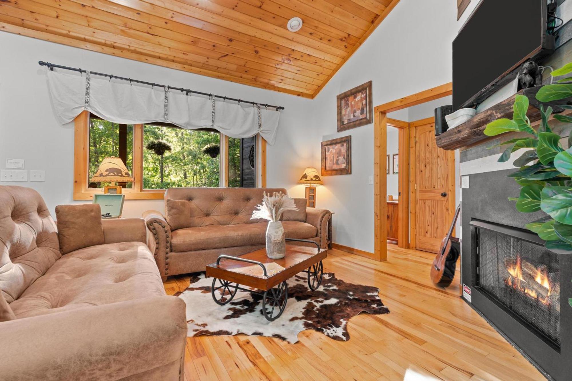 Lux Mtn Cabin Hot Tub, Fire Pit, Game Room 3Bd Franklin Luaran gambar